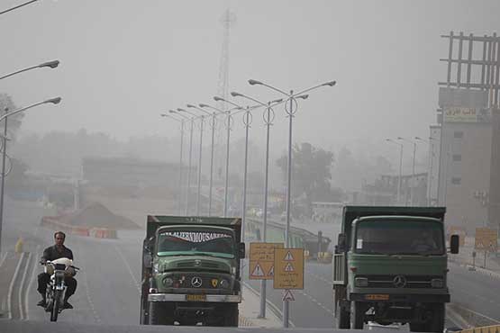 آسمان آبی کرمان پشت گرد و غبار