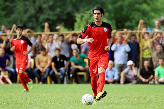 حقیقی: بازیکن آزادم و می‌توانم پرسپولیس را ترک کنم