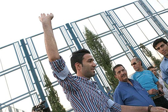 "به اسم لیگ خود افتخار می کنیم" "به اسم لیگ خود افتخار می کنیم"