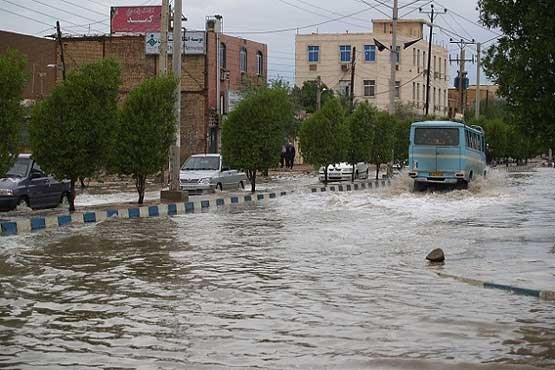 آبگرفتگی معابر و طغیان رودخانه ها در جنوب شرق کشور