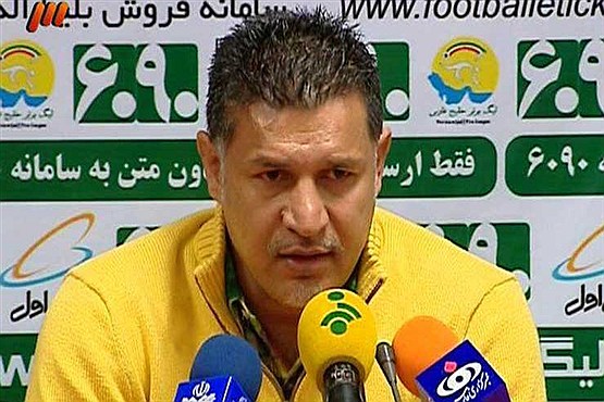 علی دایی فردا در برنامه 2-4-4