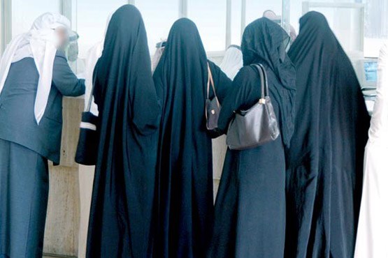 زنانی که برای آموزش و درمان هم باید اجازه بگیرند !