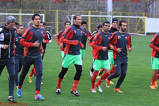 ریز مبالغ دریافتی و قراردادهای مربیان و بازیکنان پرسپولیس +‌ تصویر