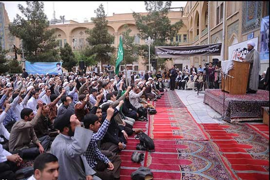 همایش «ما نگرانیم» در مدرسه فیضیه قم برگزار شد