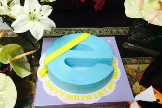 کیک تولد متفاوت وزیر ارتباطات|عکس| کیک تولد متفاوت وزیر ارتباطات|عکس|