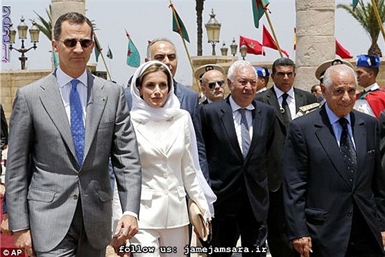 دوره دانشجویی ملکه اسپانیا: در حال سیگارفروشی |عکس|