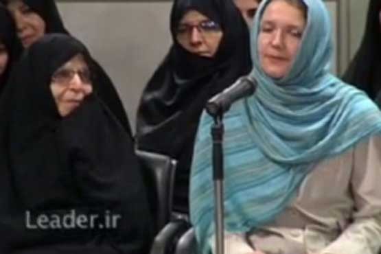 شعرخوانی بانوی اوکراینی در محضر رهبر انقلاب