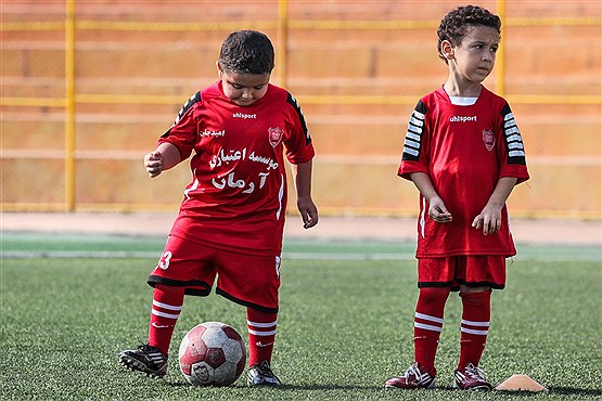 مدرسه فوتبال در گرگان