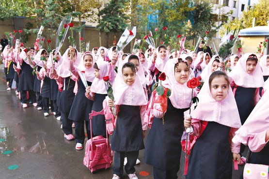 کلاس اولی‌ها فردا به «جشن شکوفه‌ها» می‌روند