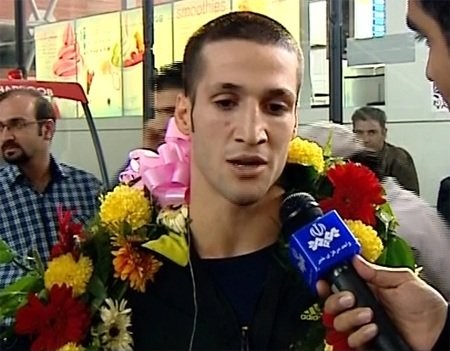 مهدی‌زاده: مدالم را به همسرم تقدیم می‌کنم
