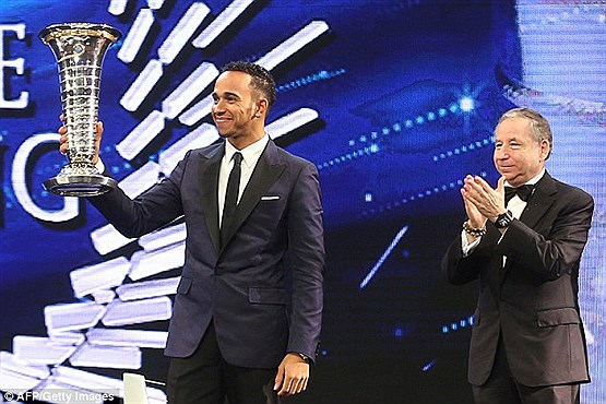 برترین راننده سال 2014 جهان جایزه اش را از قطری ها گرفت+[مجموعه عکس]