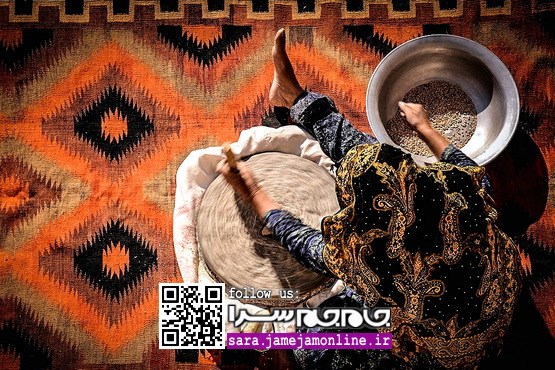 زنانی که نان از تنور زحمت خویش می‌خورند [مجموعه عکس]