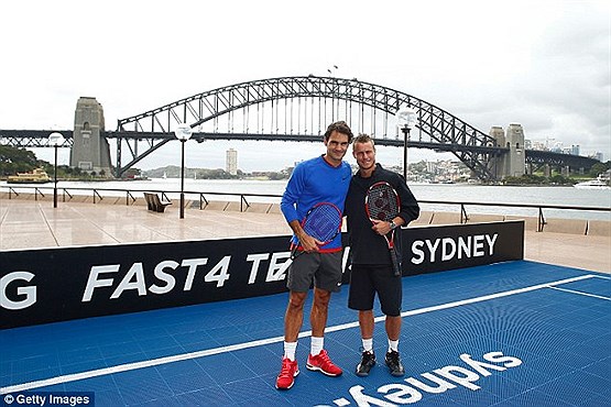 تنیس روی آب از روی قایق  +[مجموعه عکس]