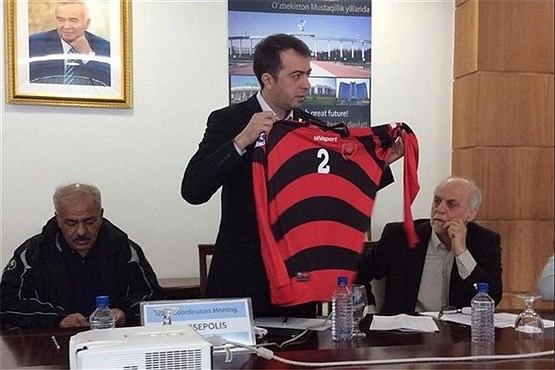 پیراهن بازیکنان پرسپولیس و بنیادکار+[مجموعه عکس]