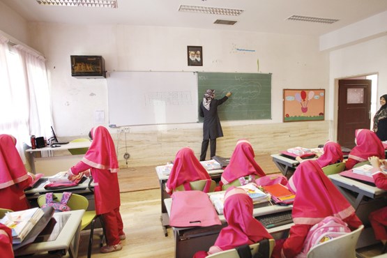 مدارس دولتی پشت سد واگذاری می‌ماند؟