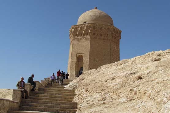 استحکام گنبد عالی مدیون معماری ساسانی است