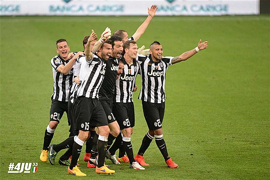 یوونتوس برای چهارمین بار پیاپی قهرمان شد +[مجموعه عکس]