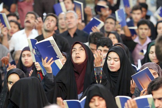 باران در شرجی سی و چند درجه ای تهران