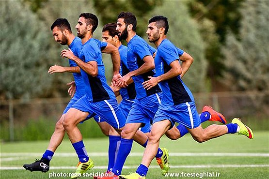 گفتگوی ویژه مظلومی با بازیکنان برای دیدار با پرسپولیس