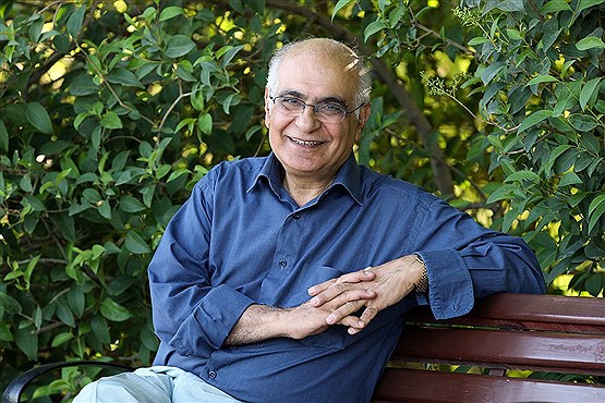 هوشنگ مرادی کرمانی به فرهنگ‌سرای کتاب می‌آید