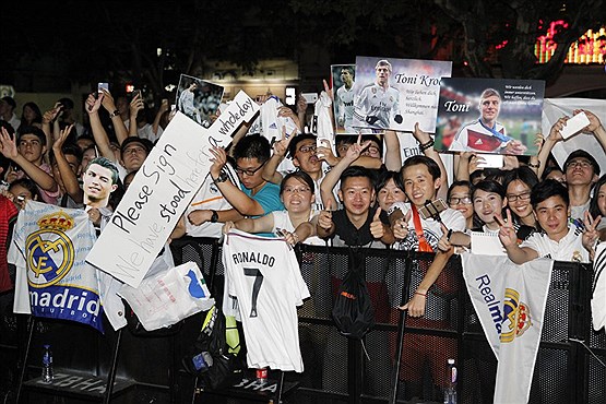 استقبال پرجمعیت چینی ها از ستاره های کهکشانی رئال مادرید +[مجموعه عکس]