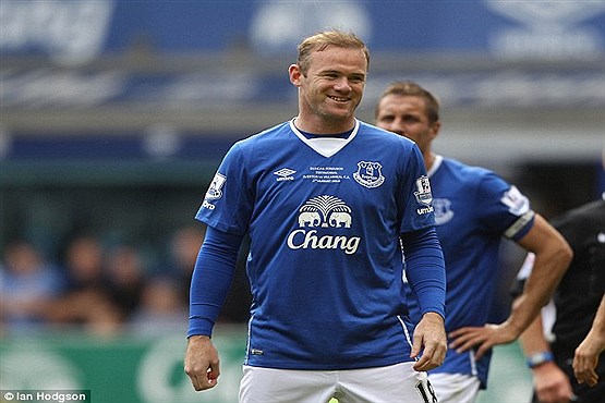 وین رونی آبی پوش شد +[مجموعه عکس]