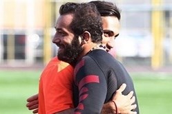 طعنه خواننده زیرزمینی به آخر شدن پرسپولیس!