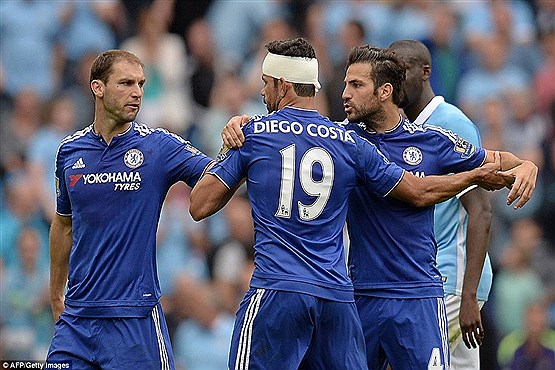 عصبانیت شدید مهاجم چلسی از خطای بازیکن منچسترسیتی +[مجموعه عکس]