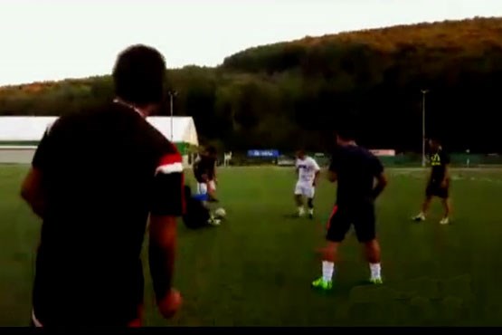 عزیزی: اکثر فوتبالیست های ایران بی سواد یا مدرک های تقلبی دارند + فیلم