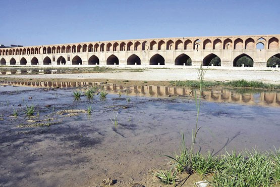 کسی صدای سی‌وسه‌ پل را نمی‌شنود