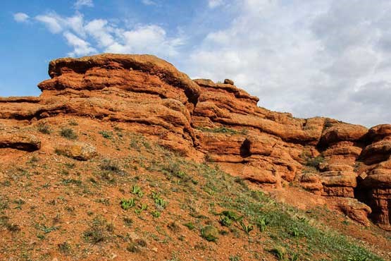 سقوط 3 نفر از کوه