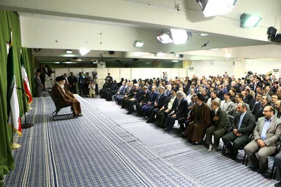 دیدار رهبر معظم انقلاب با جمعی از مدیران صدا و سیما