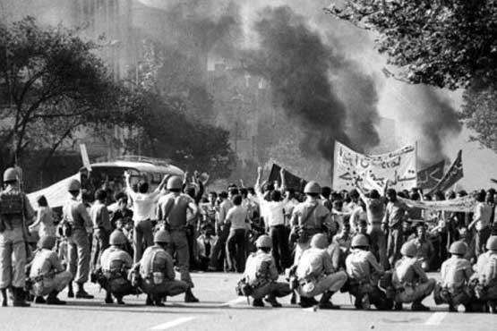 رادیو انقلاب راه اندازی می شود