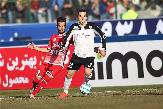 دیدار تیم های فوتبال پرسپولیس و سایپا