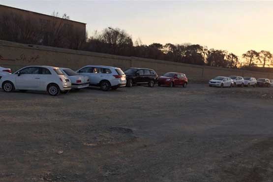 خرید و فروش "جا" در صف تعویض پلاک خودروهای خارجی +عکس خرید و فروش "جا" در صف تعویض پلاک خودروهای خارجی +عکس