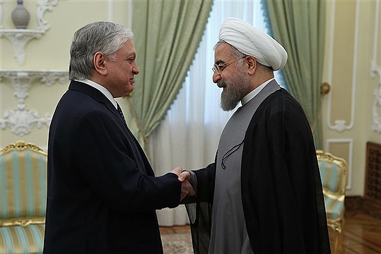 دیدار وزیر خارجه ارمنستان با رییس جمهور