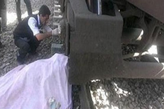 مرگ هولناک پیرمرد در اثر برخورد با قطار تهران - مشهد