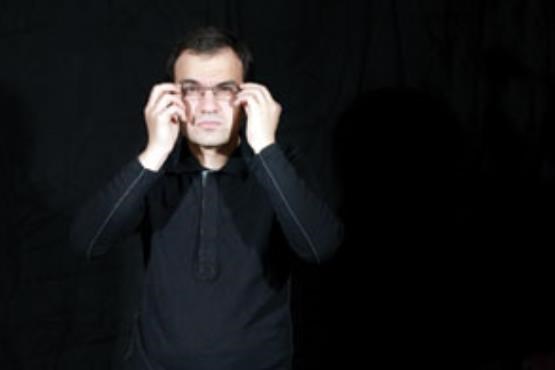 زندگی خواننده معروف روی صحنه تئاتر