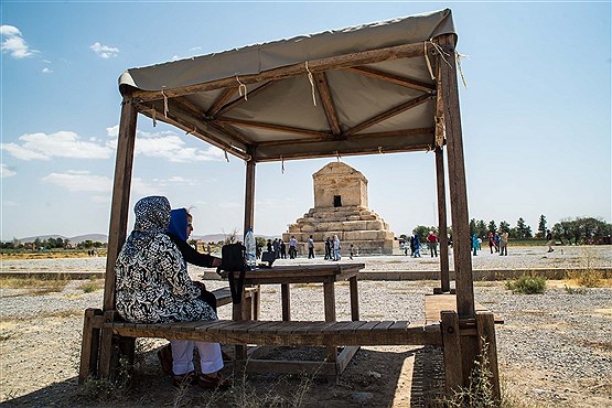 تور گردشگری ریلی استان فارس