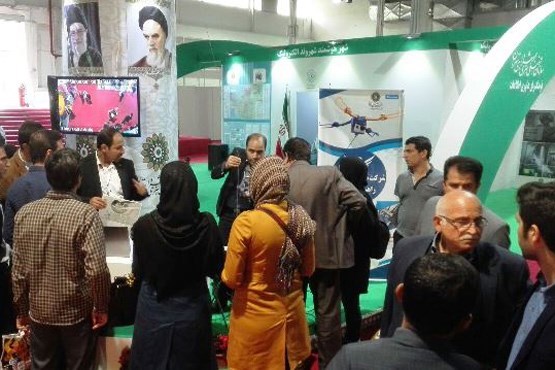 حضور فرهنگسرای فناوری اطلاعات در نمایشگاه بین المللی حمل و نقل عمومی و خدمات شهری