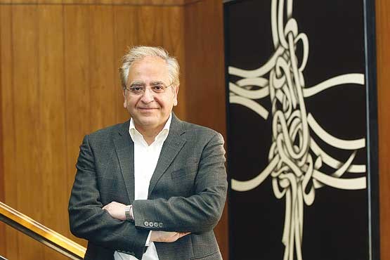 وفادار به میراث ایـرانی