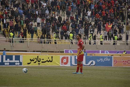 خداحافظی دسته جمعی بازیکنان فولاد از لیگ برتر!