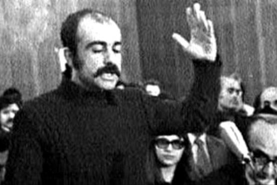 فیلم منتشر نشده ای از دادگاه خسرو گلسرخی / من حق ندارم فرجام خواهی کنم...