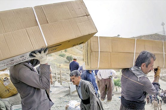 دستور انسداد معابر "غیرمجاز" کوله‌بران در ۴ استان مرزی صادر شد