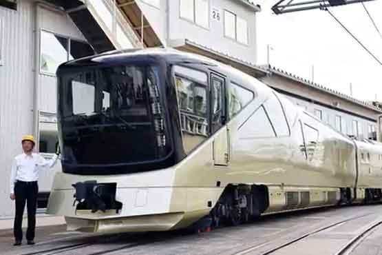 لوکس ترین قطار ژاپن Train Suite Shiki-Shima