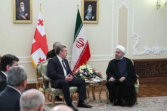 روحانی: منطقه دچار معضل بزرگی به نام تروریسم شده است