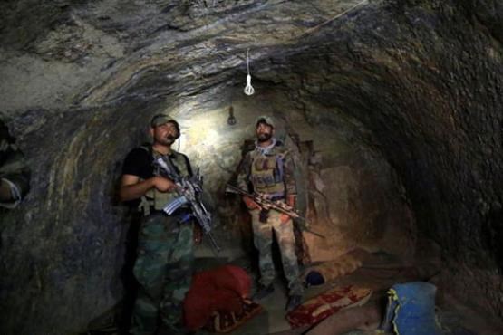 محل اصابت "مادر بمب‌ها" در افغانستان +عکس