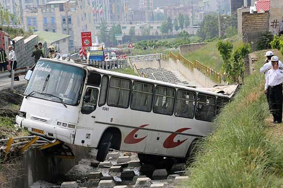 اسامی مصدومان واژگونی اتوبوس دانش‌آموزان