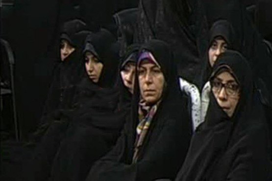 دختر روحانی در مراسم تنفیذ پدرش + عکس