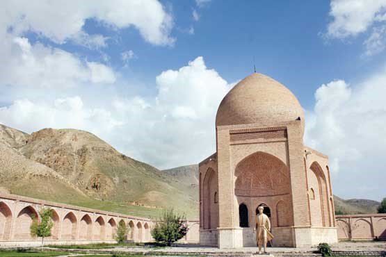 از کرانه ارس تا دشت چالدران